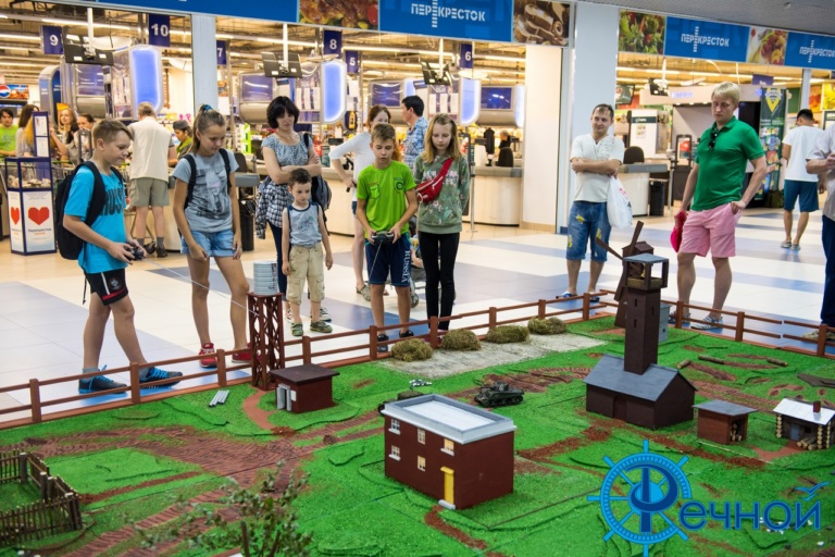 Игры в ТРЦ речной